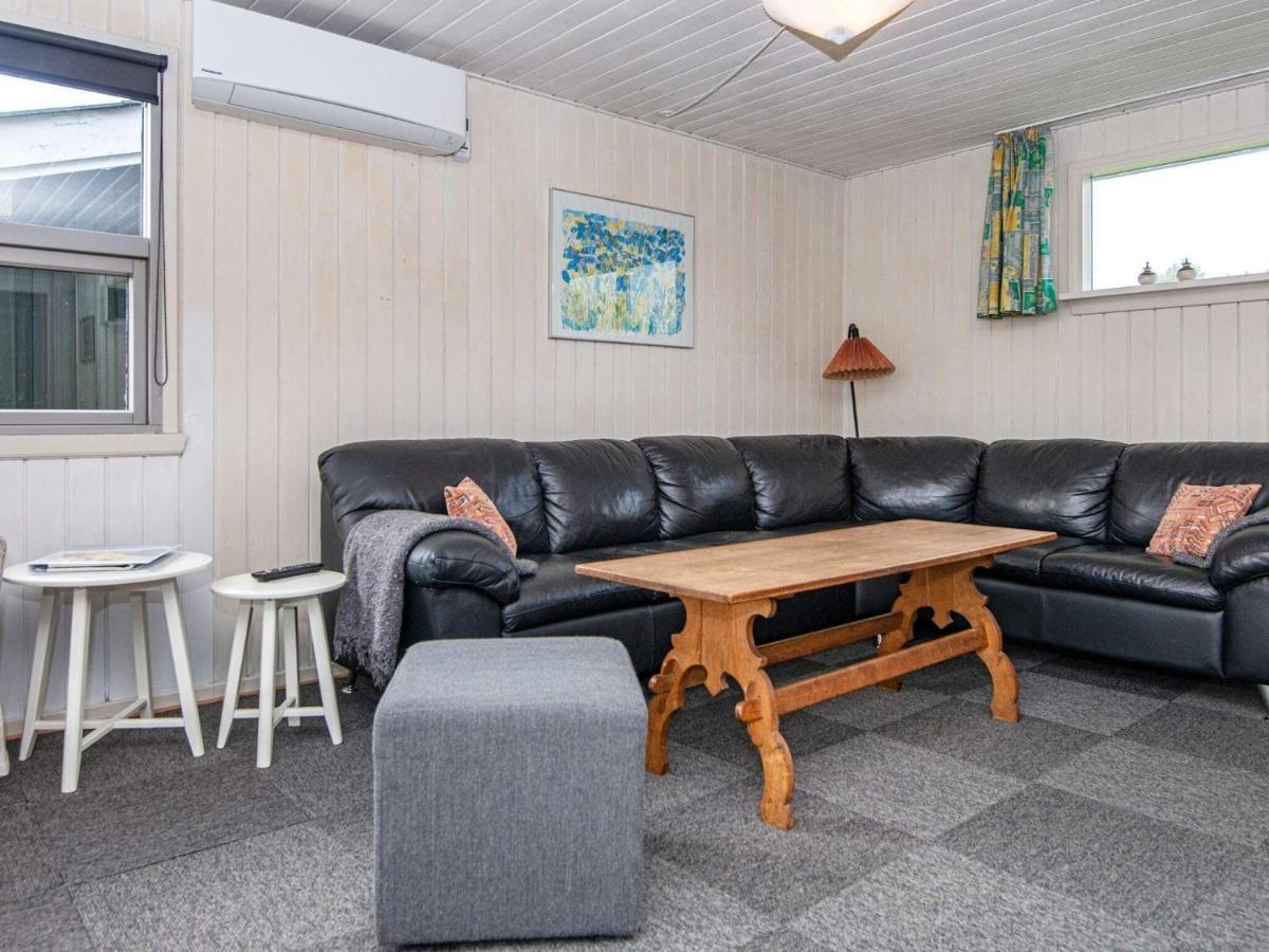 6 Person Holiday Home In Hvide Sande Norre Lyngvig ภายนอก รูปภาพ