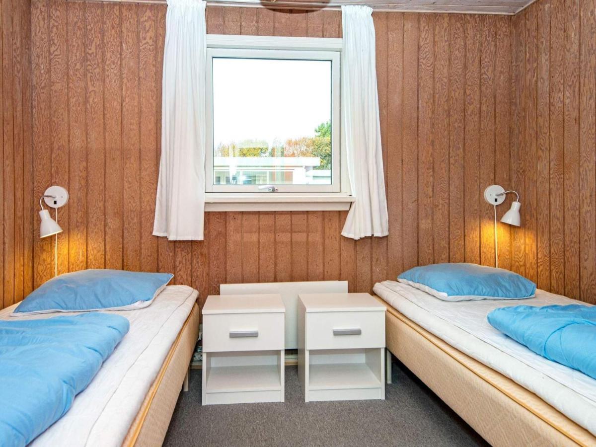 6 Person Holiday Home In Hvide Sande Norre Lyngvig ภายนอก รูปภาพ